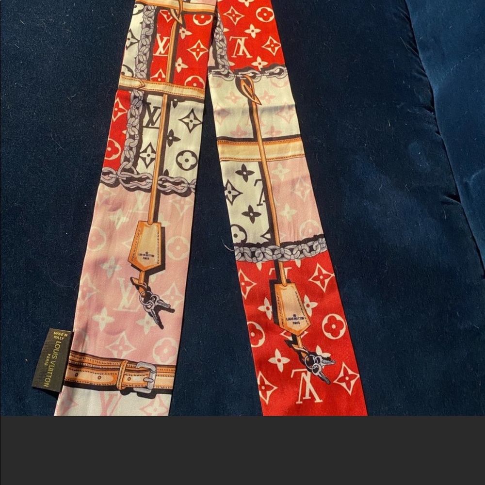 Louis Vuitton bandeau twilly